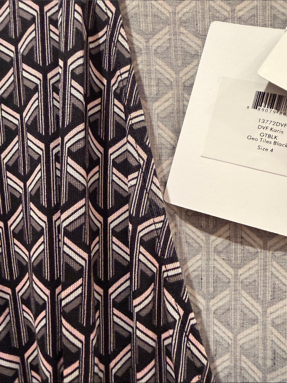 Diane Von Furstenberg Karis Geometric Long-Sleeve Wrap Dress - Picture 4 of 4